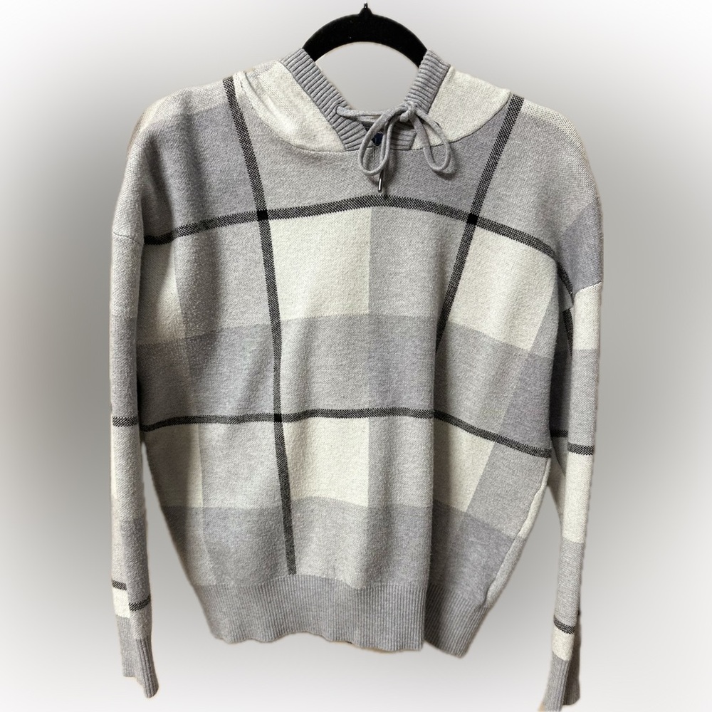 Rachel Roy - Soft grey long sleeve sweater